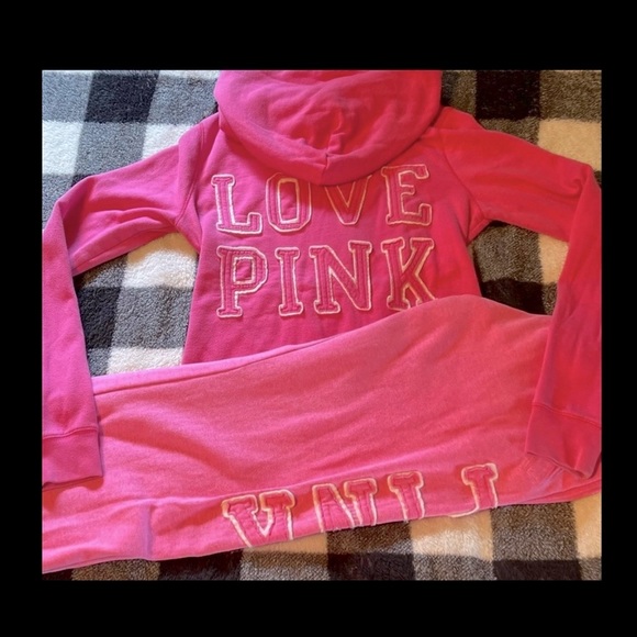 💜VS PINK MATCHING SET💜 - Picture 3 of 6